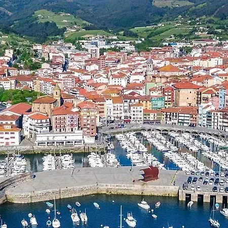 Apartment Comodo En El Centro De Bermeo.